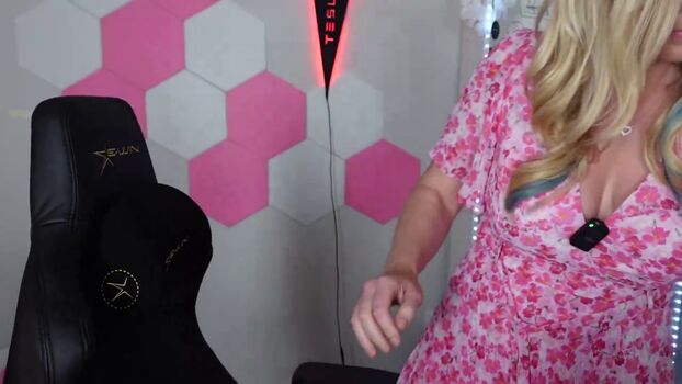 🔥 Ellie in space leaked private photo uncensored full