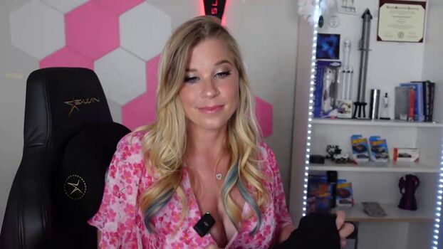 🔥 Ellie in space leaked private photo uncensored full