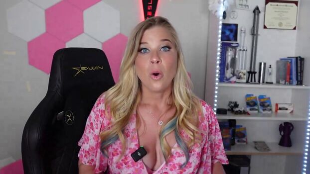 🔥 Ellie in space leaked private photo uncensored full