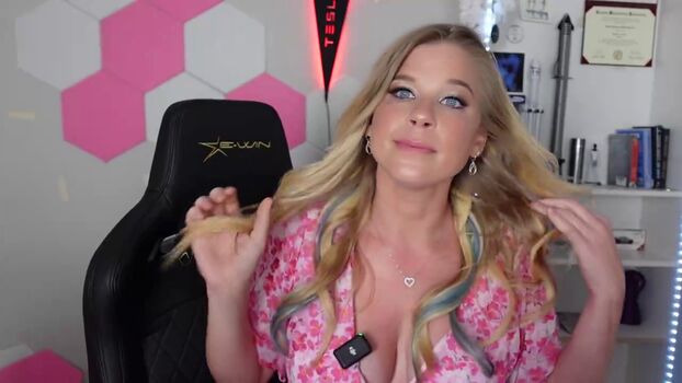 🔥 Ellie in space leaked private photo uncensored full