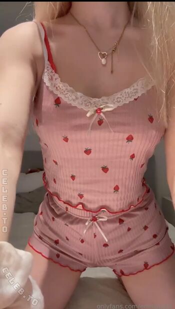 🔥 Emiliajulie leaked private photo uncensored full