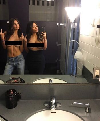 🔥 Emily ratajkowski  page leaked private photo uncensored full