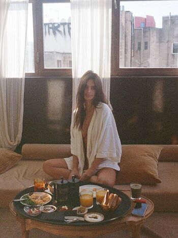 🔥 Emily ratajkowski  page leaked private photo uncensored full