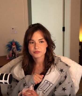 🔥 Emilydaniellam leaked private photo uncensored full