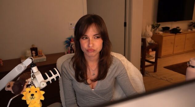 🔥 Emilydaniellam leaked private photo uncensored full