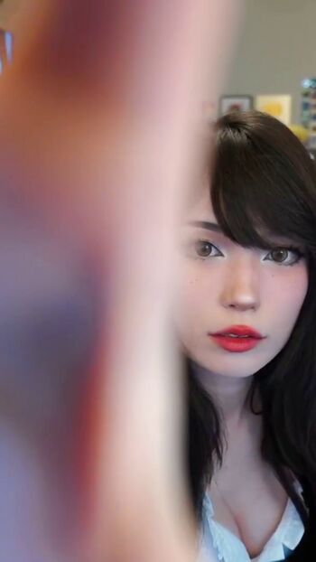 🔥 Emiru  page leaked private photo uncensored full