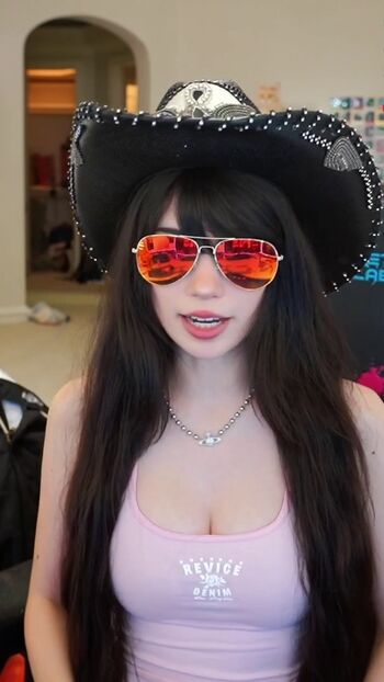 🔥 Emiru  page leaked private photo uncensored full