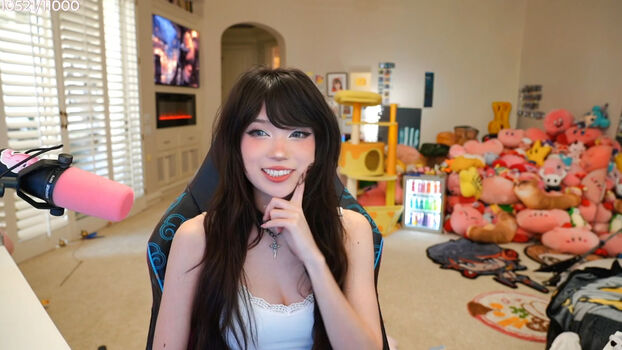 🔥 Emiru  page leaked private photo uncensored full