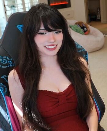 🔥 Emiru  page leaked private photo uncensored full