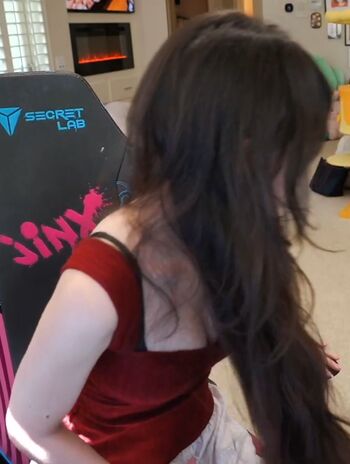 🔥 Emiru  page leaked private photo uncensored full