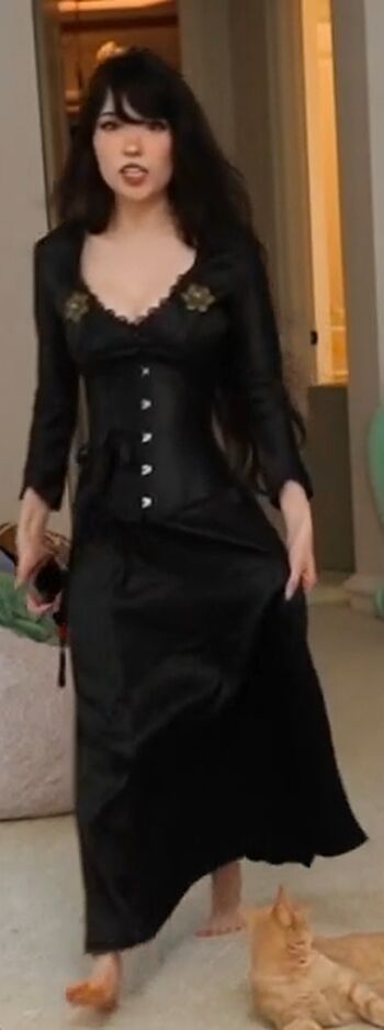 🔥 Emiru  page leaked private photo uncensored full