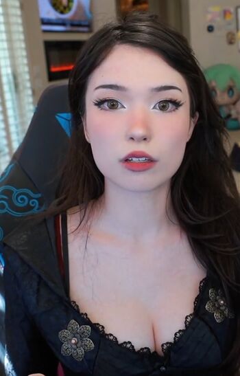 🔥 Emiru  page leaked private photo uncensored full