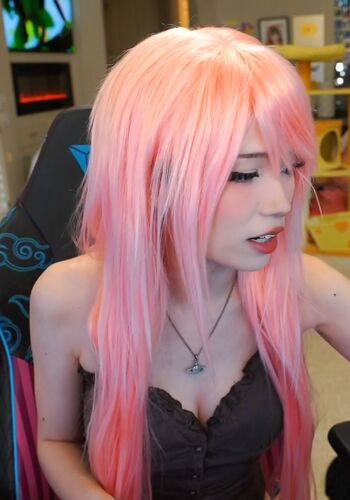 🔥 Emiru  page leaked private photo uncensored full