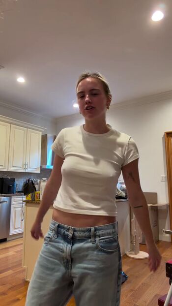 🔥 Emma brooks leaked private photo uncensored full