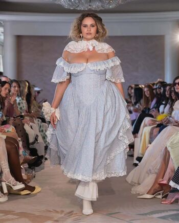 🔥 Erinmhk page leaked private photo uncensored full