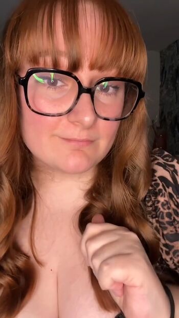 🔥 Fannyjhsz page leaked private photo uncensored full