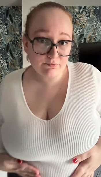 🔥 Fannyjhsz page leaked private photo uncensored full