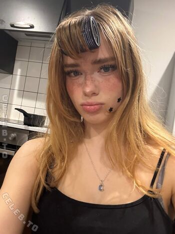 🔥 Felinenyaa page leaked private photo uncensored full