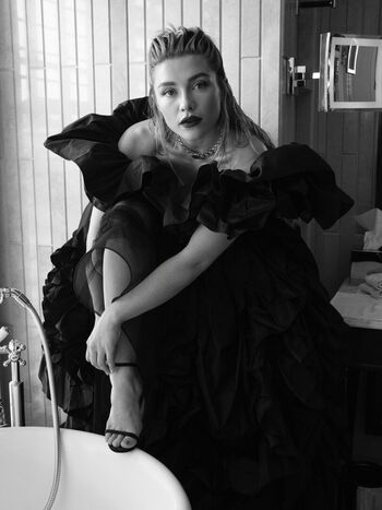 🔥 Florence pugh  page leaked private photo uncensored full