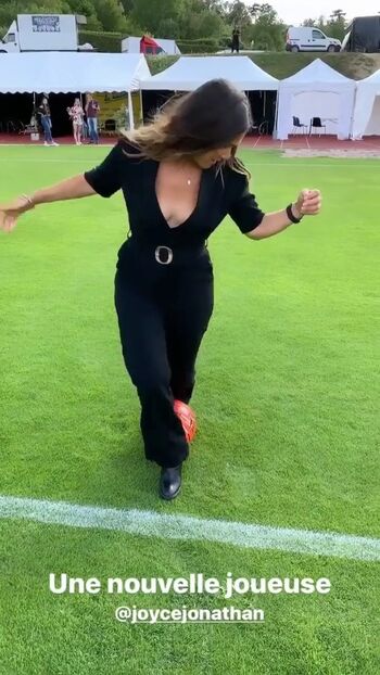 🔥 French celebrities only singer page leaked private photo uncensored full