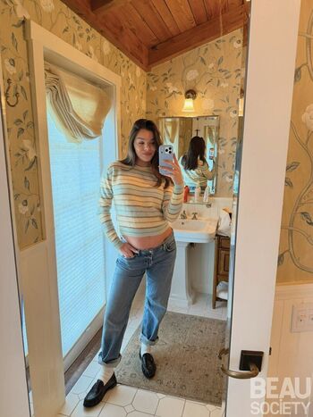 🔥 Hailee steinfeld  page leaked private photo uncensored full