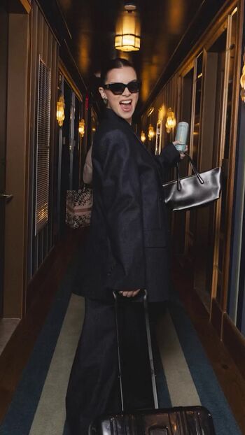 🔥 Hailee steinfeld  page leaked private photo uncensored full