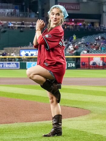 🔥 Haley lu richardson leaked private photo uncensored full