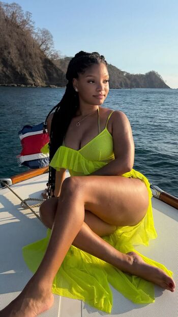🔥 Halle bailey leaked private photo uncensored full