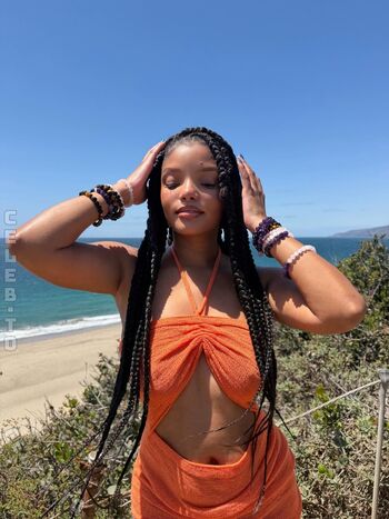 🔥 Halle bailey page leaked private photo uncensored full