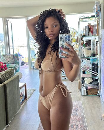🔥 Halle bailey leaked private photo uncensored full