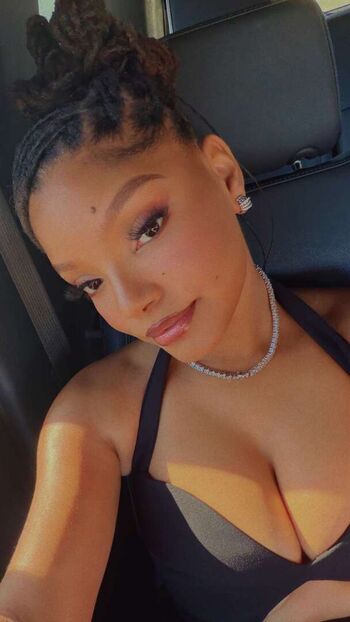 🔥 Halle bailey leaked private photo uncensored full