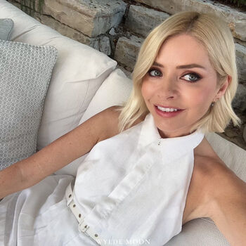 🔥 Holly willoughby leaked private photo uncensored full