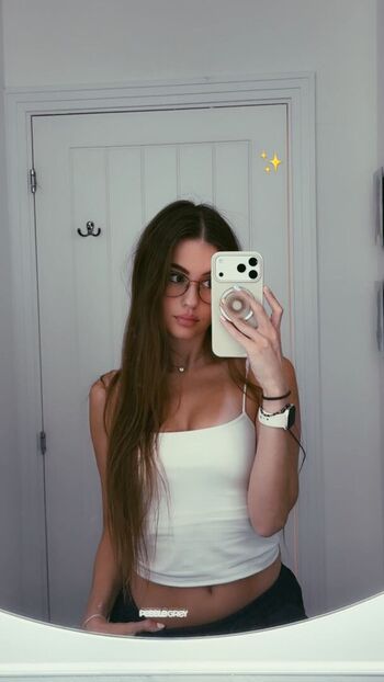 🔥 Hollyh leaked private photo uncensored full