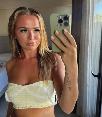 🔥 Hollyxfoster leaked private photo uncensored full