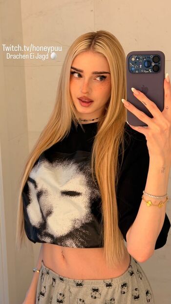 🔥 Honeypuu  page leaked private photo uncensored full