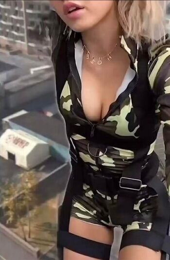 🔥 Honeypuu  page leaked private photo uncensored full