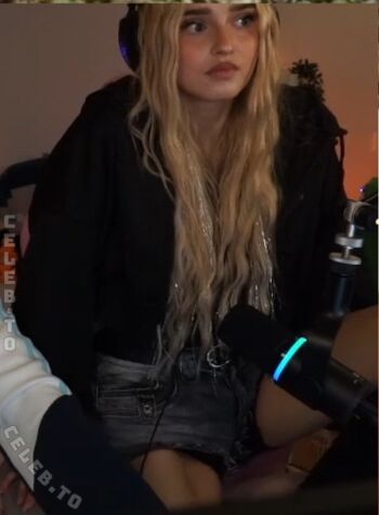 🔥 Honeypuu  page leaked private photo uncensored full