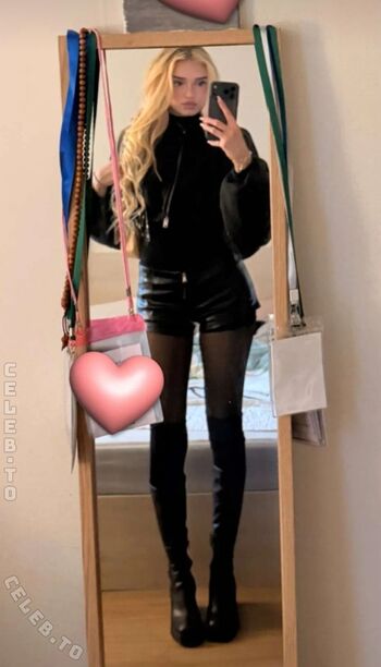 🔥 Honeypuu  page leaked private photo uncensored full