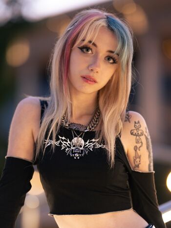 🔥 Iluvmeww page leaked private photo uncensored full