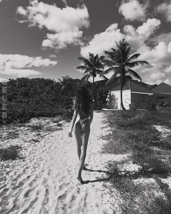 🔥 Izabel goulart leaked private photo uncensored full