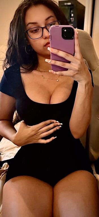 🔥 Jadeli rosa  page leaked private photo uncensored full