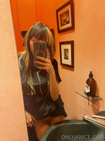 🔥 Janice griffith  page leaked private photo uncensored full