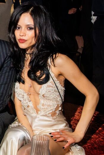 🔥 Jenna ortega  page leaked private photo uncensored full