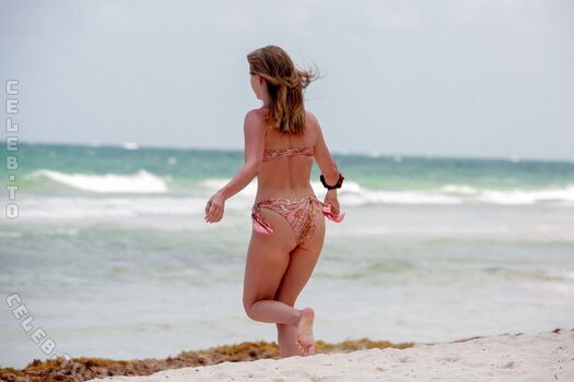 🔥 Julianne hough page leaked private photo uncensored full