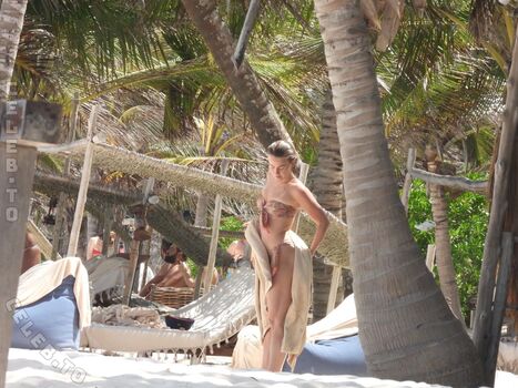 🔥 Julianne hough leaked private photo uncensored full