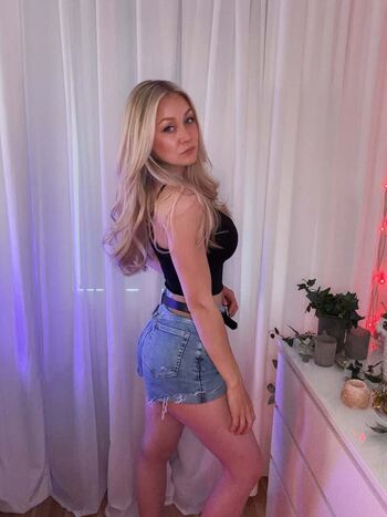 🔥 Kandyland leaked private photo uncensored full