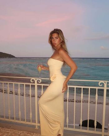 🔥 Kara del toro page leaked private photo uncensored full
