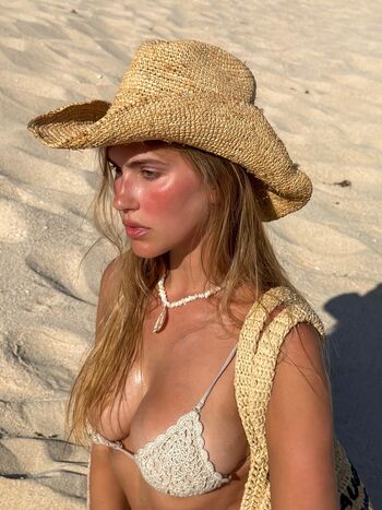🔥 Kara del toro page leaked private photo uncensored full