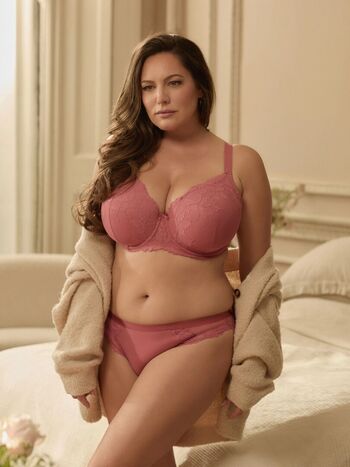 🔥 Kelly brook page leaked private photo uncensored full