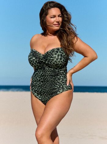 🔥 Kelly brook page leaked private photo uncensored full